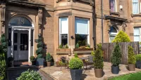 18 Craigmillar Park