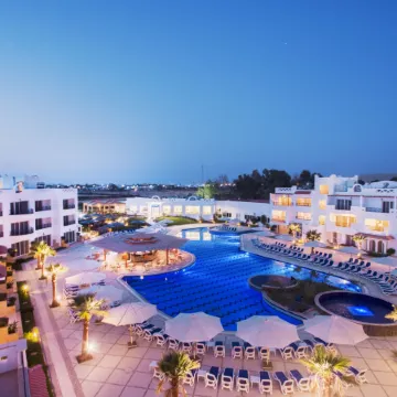 Old Vic Sharm Resort Отели рядом с достопримечательностью «Мечеть Аль-Сахаба»