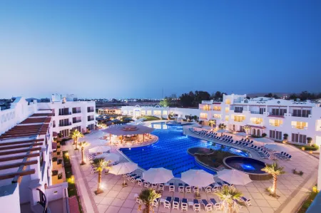 Old Vic Sharm Resort Отели в г. Qesm Sharm Ash Sheikh