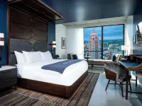 Hotel Bourre Bonne Louisville, Curio Collection by Hilton โรงแรมใน