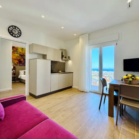 YourHome - Il Pino Rooms & Apartment