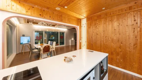 Yeosu La Rosa Private Pool Villa Pension - Mountain view