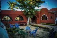 Tuya Hotel