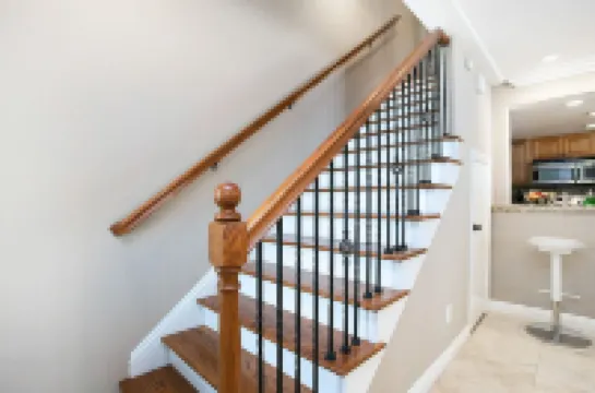 Costa Mesa -newport- Patio - Free Parking-cm-2