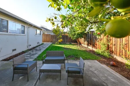 @ Marbella Lane - Exquisite Home 3Br Отели рядом со станцией Станция Sunnyvale Caltrain