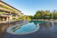 A.Roma Lifestyle Hotel - Rooftop Pools