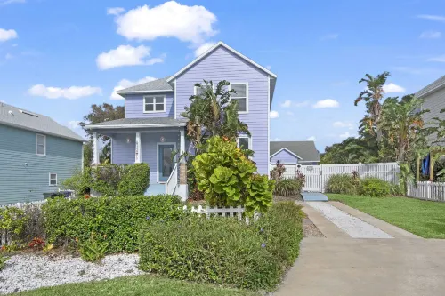Heated Pool Tiki Lounge Steps to Beach Games