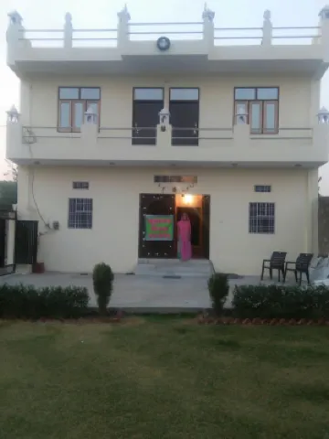 Kukas Guest House Hotels near Amer