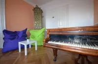 Travel&Joy Backpackers