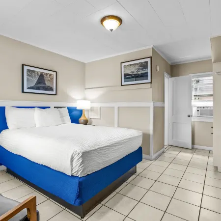 Dolphin Oceanfront Motel - Nags Head