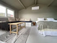 Eqi Glacier Lodge - World of Greenland Hotels in 