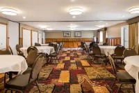 Country Inn & Suites by Radisson, Grandville-Grand Rapids West, MI Hotels in Grandville