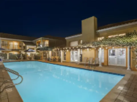 Best Western Plus Dixon Davis Hotels in Solano County