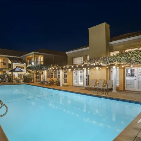 Best Western Plus Dixon Davis