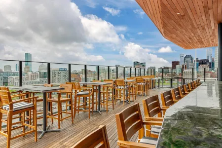 Cambria Hotels Boston Downtown - Seaport