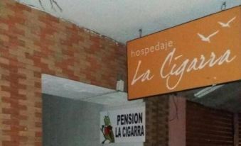 Hostal La Cigarra