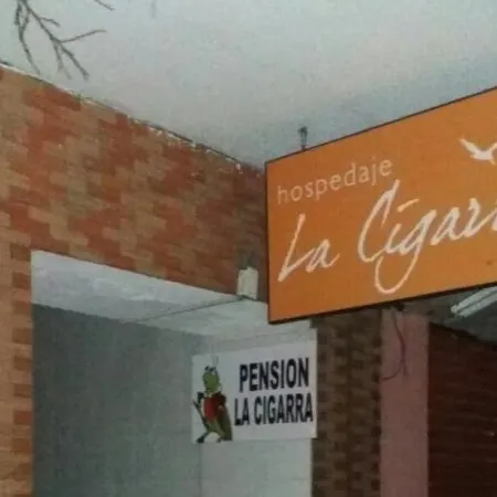 Hostal La Cigarra