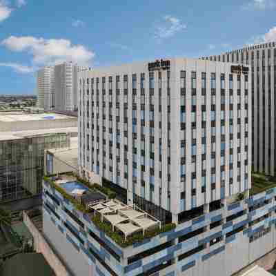 Park Inn by Radisson North EDSA Hotel Exterior