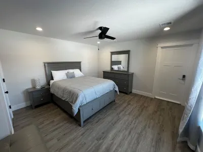 Brand New Guest Suite! 2BR, 1BA.  Hot Tub Year Round, Seasonal Heated Pool!