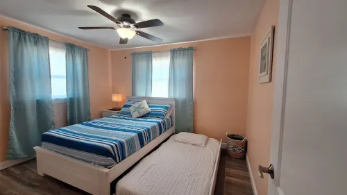 Casa Tipica! 4-bedroom tropical oasis in Merritt Island with heated pool
