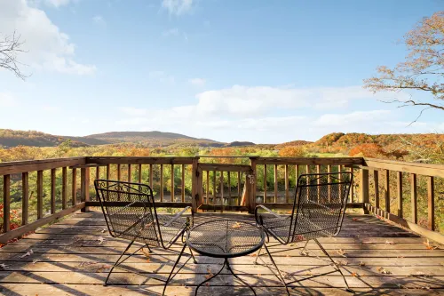 Mountain View Retreat - Fireplace, Grill, Fire Pit Hotels in Paw Paw