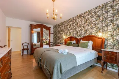 Huswell - Lovely Retreat for 2 in Antwerp Hotels in Berchem
