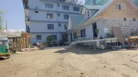 Hotel Pathibhara - Bares