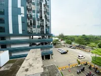 Comfort and Homey Studio Room (No Kitchen) Elvis Tower Apartment - 2-Star