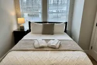 New build~Sunset View~Patio~Dock~Bring Your Boat! Hotels in Laconia