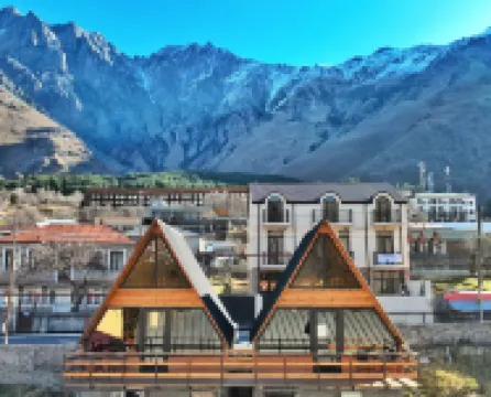 Luno Cottage Hotel di 