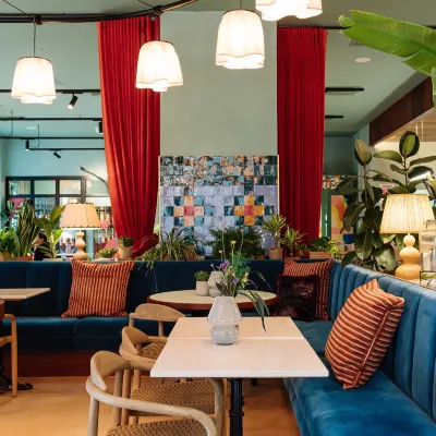Second Nature Belfast Hotels near Ormeau Park