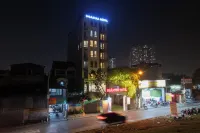 Ngân Hà Hotel Các khách sạn gần Gốm Sứ Tuấn Thạch (Tuan Thach Ceramic Decor)