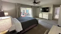 1600 sf 2 Bd 2 Bath in Old Litchfield by Wigwam