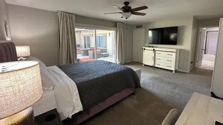 1600 sf 2 Bd 2 Bath in Old Litchfield by Wigwam