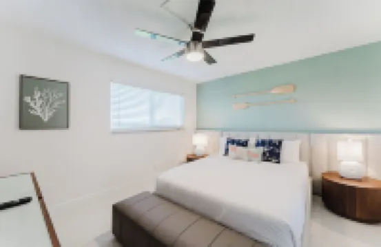 Modern 2BR/2BA with Balcony- Directly Across from the Beach