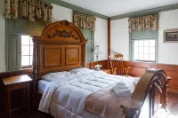 Beckons You to Enjoy an Idyllic Farm Stay in a Colonial Home for 16 Guests.