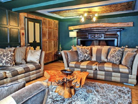 Luxury 9 Bed Manor House Hot Tub Cinema Room Skytv