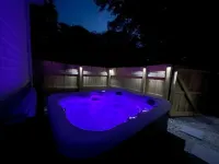Hot Tub and Fire Pit near Mammoth Cave National Park- Pet Friendly