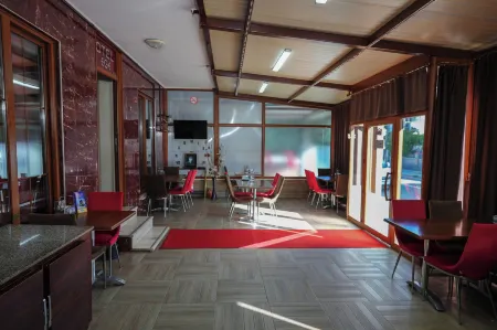 Otel Ege Akcay Отели в г. Kocacami Mahallesi