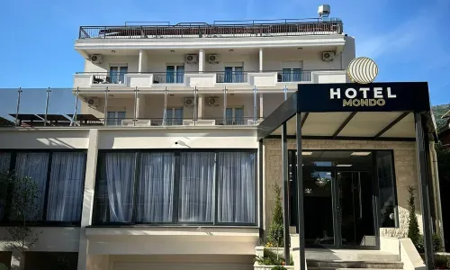 Hotel Mondo