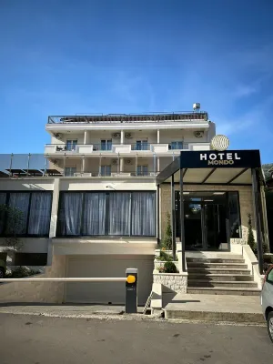 Hotel Mondo