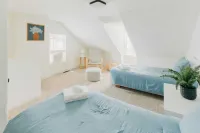 Getaway on Grant, heart of Downtown with parking