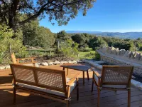 Gordes, Calme Absolu et vue Panoramique
