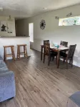 Cozy 2-bedroom cabin on Cattle ranch, in Chiloquin, close to Crater LakeWiFi, AC