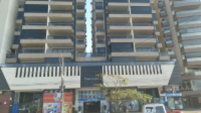 Apartment in Praia do Morro in building facing the sea โรงแรมใน