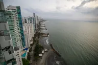 VISITORS ALLOWED.  Super Modern 3BR Futuristic Illuminato Apt