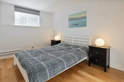 Modern & Cozy Near The Ocean Hotel in zona Cullen's House in Twilight