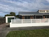 Sunny Little Gem on the Flat