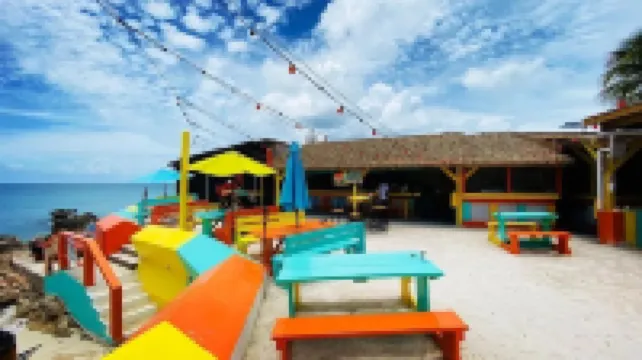 Sunset Beach View - Luxury Studio next to The Morgan Resort