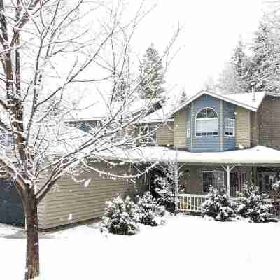 Modern Midtown Home w/ Luxury Finishes & Hot Tub! Hotel Exterior